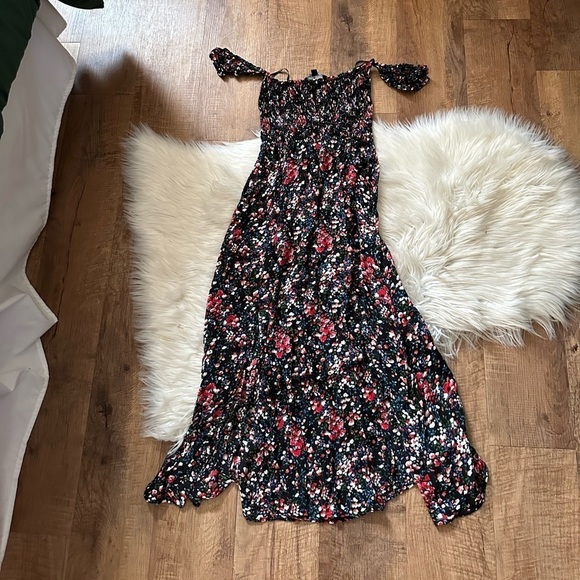 LULU’S View From The Meadow Black Floral Print Off The Shoulder Dress - Picture 4 of 7